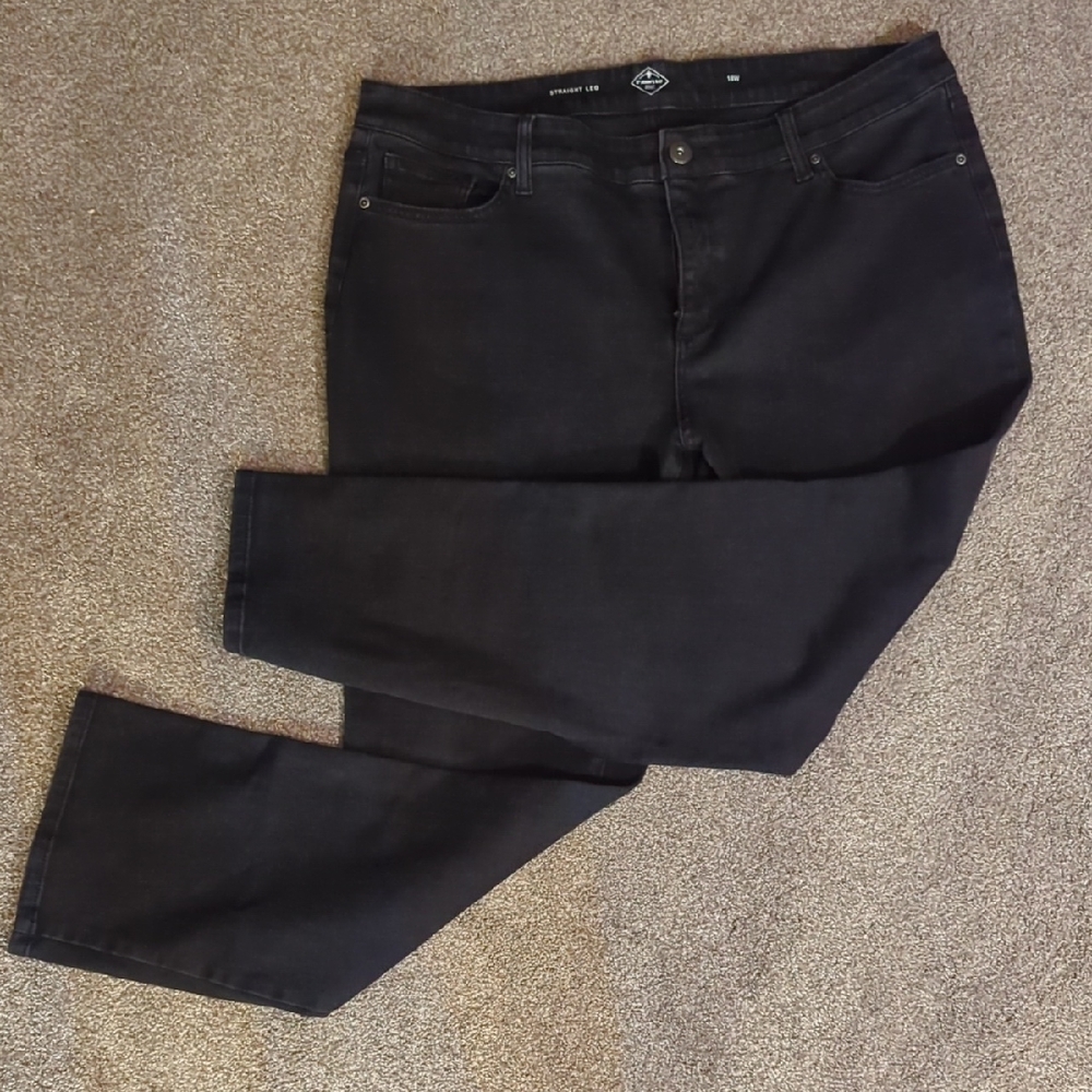 St. John's Bay Black Straight Leg Jeans